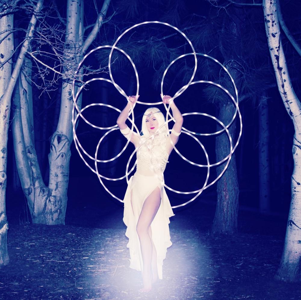 Hillia performing Queen of the Rings